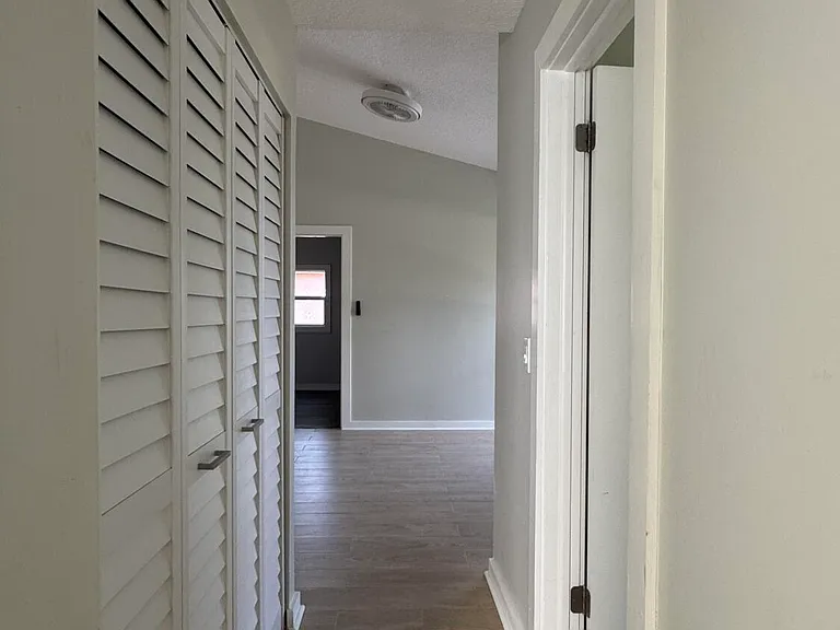 8395 Garden Gate Pl — Photo 18