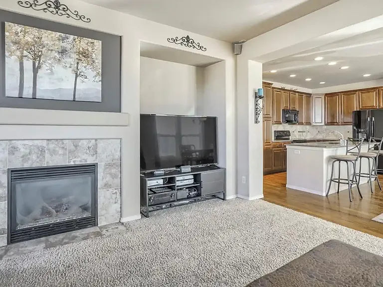 7040 Auburn Hills Ct — Photo 4