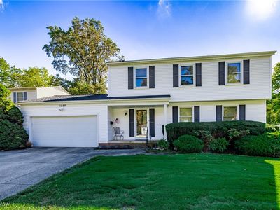1098 Hillrock Dr, South Euclid, OH, 44121