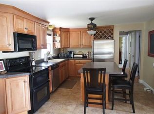 17 Hoover Ave, Quincy, MA 02169