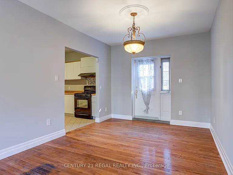 184 Maplewood Ave — Photo 9