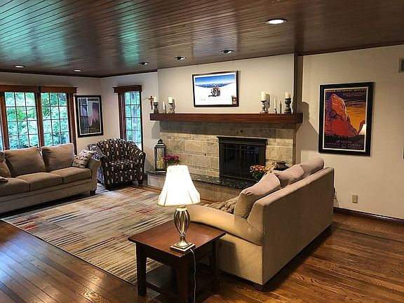 3rd image of 5369 Manortree Ct
