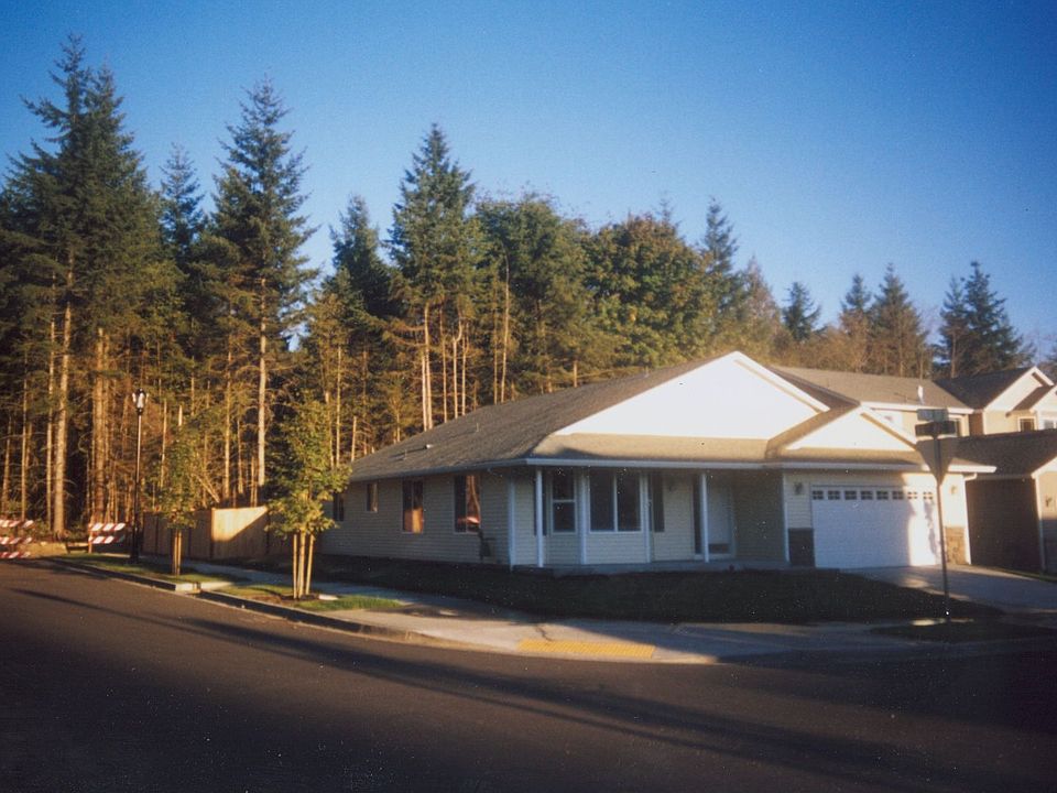 Fenced backyard, 10'X10' Storage bldg. Sidewalks, locking mailbox, Bay windows, High end appliances, Backs to greenbelt.