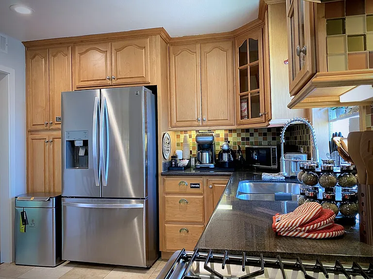 1736 Hillsdale Ave — Photo 17