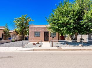 1607 Edith Blvd SE, Albuquerque, NM 87102