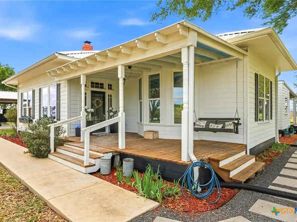 6673 Center Point Rd, San Marcos, TX 78666