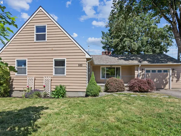 565 Welter Cir, Gladstone, OR 97027