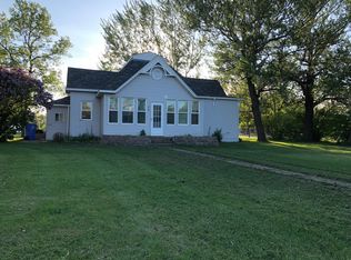 230 2nd Ave, Mellette, SD 57461