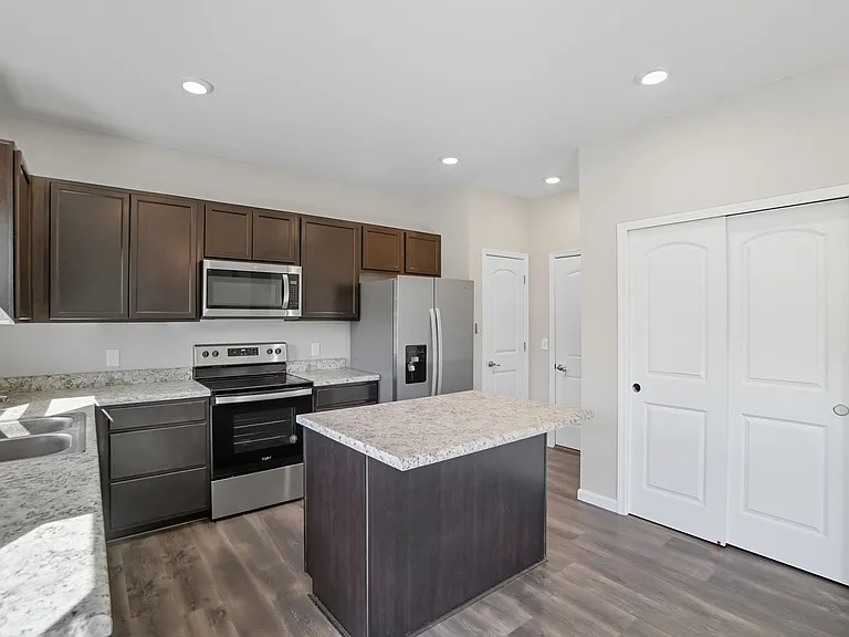 5089 Jessica Suzanne Dr — Photo 17