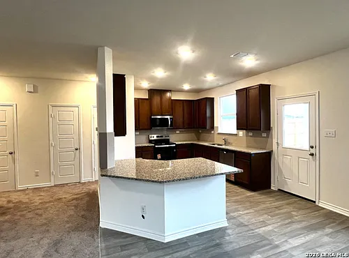 7530 Fishbowl Ln Photo 1