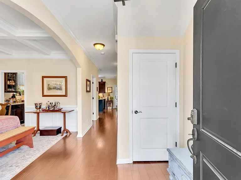 111 Martello Rd — Photo 3