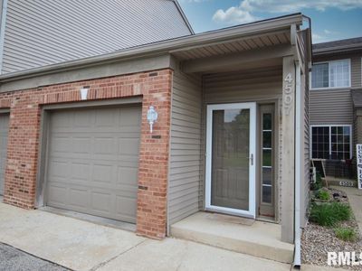 4507 N Thornhill Dr #203C, Peoria, IL, 61615