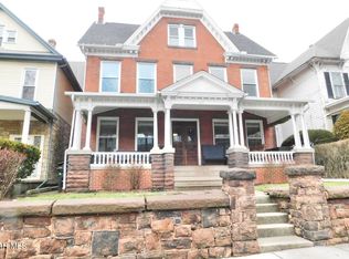 1011 Lincoln Ave, Tyrone, PA