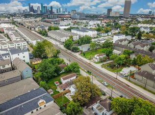 4404 Allen St, Houston, TX 77007