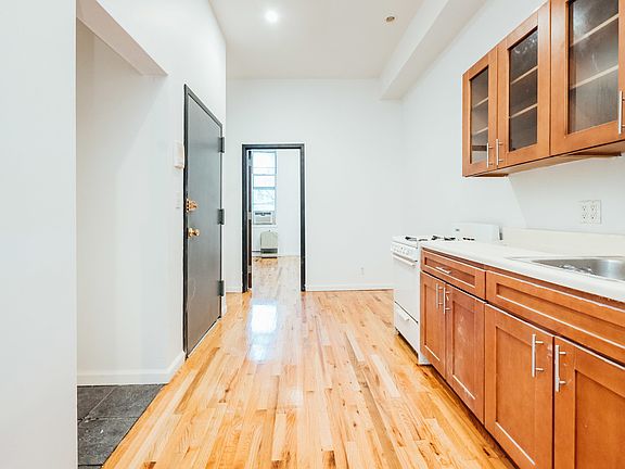 2nd image of 169 Troutman St #2A
