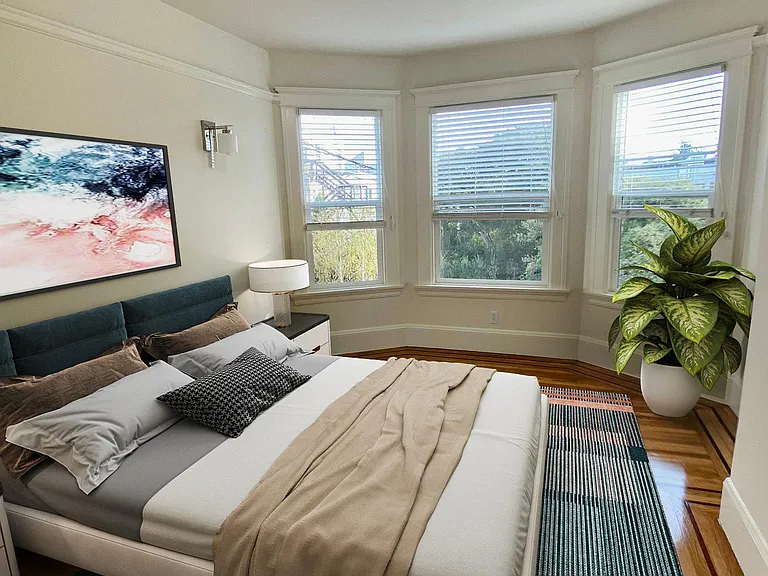 230 Shrader St #3 — Photo 3