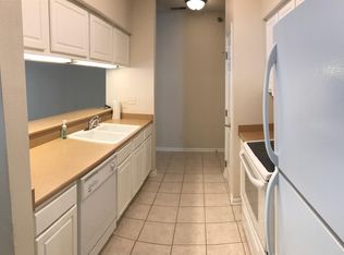 2901 Grand Ave APT 101, Des Moines, IA 50312