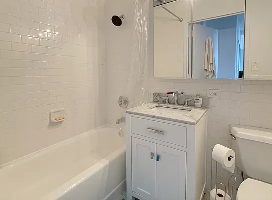 Rented by NY Living Solutions | media 24