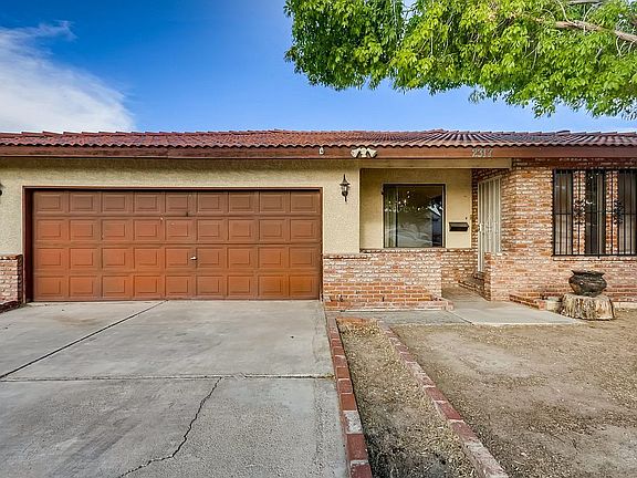 2nd image of 2317 Monterey Ave