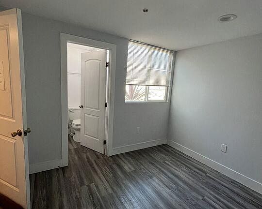 3rd image of 1606 W 36th Pl #1606