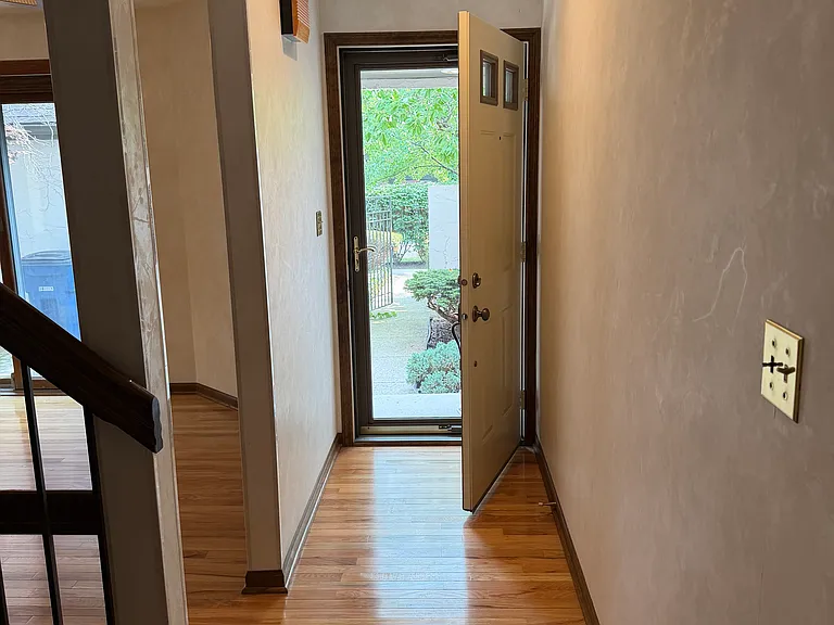 5176 Willow Grove Pl S — Photo 4
