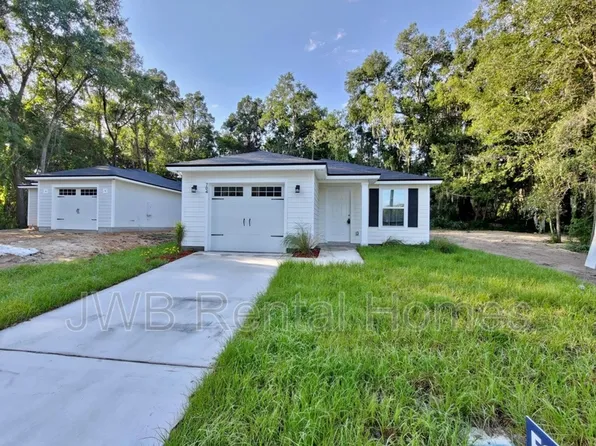 704 56th St E, Jacksonville, FL 32208