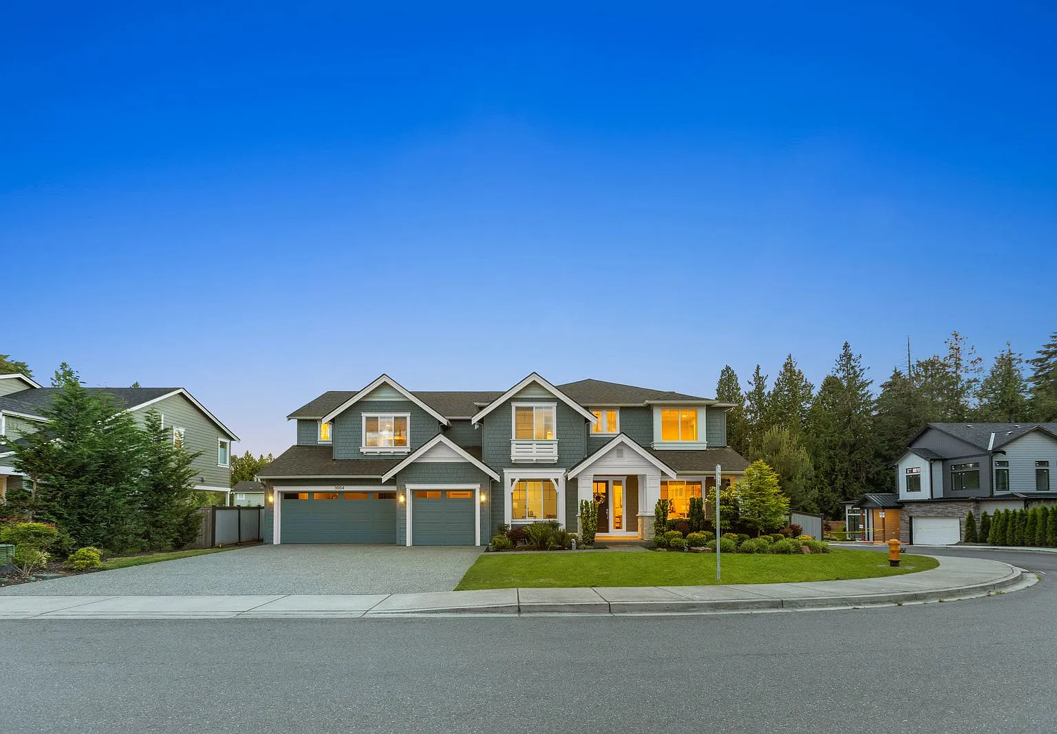 5 bed, 4206 sqft, $6,250 — Photo 1