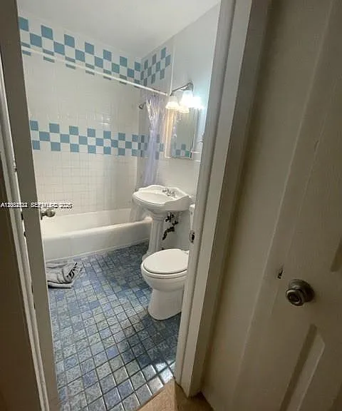 6580 Santona St #A39 — Photo 17