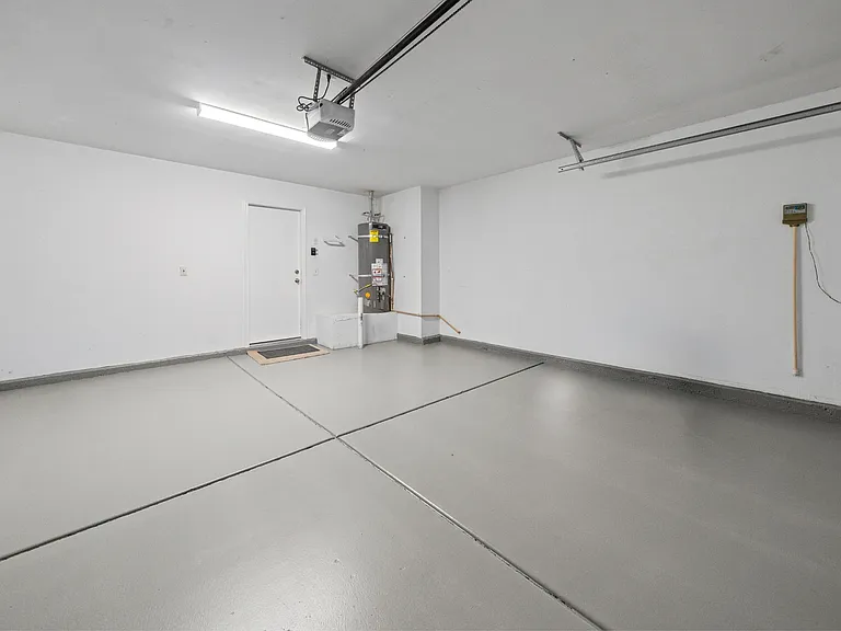 9588 Ensworth St — Photo 29