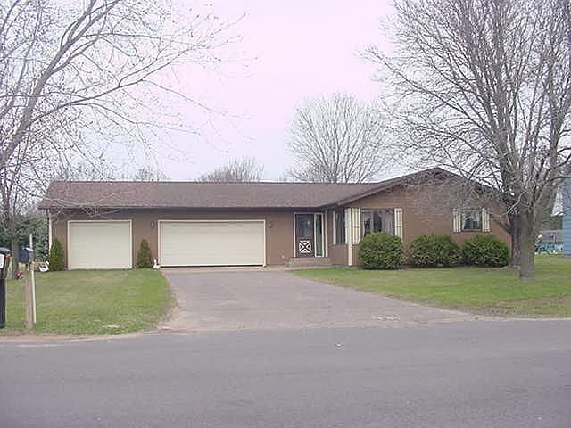 2nd image of 13284 36th Ave
