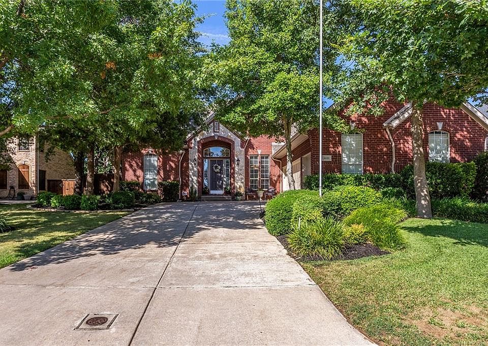 1st image of 4123 Thornberry Trl