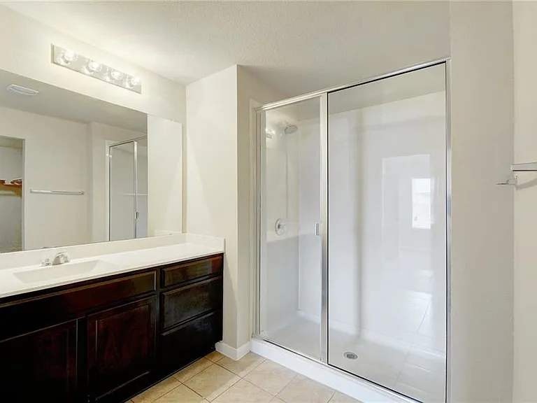 5817 Roderick Dr — Photo 18