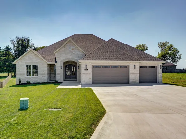 1971 N Riva Ridge Court, Springfield, MO 65802