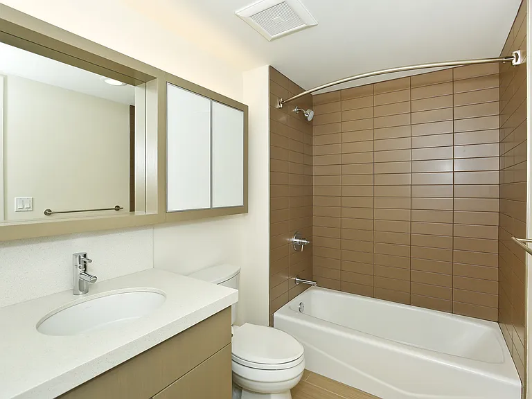 600 Ala Moana Blvd #4105 — Photo 12