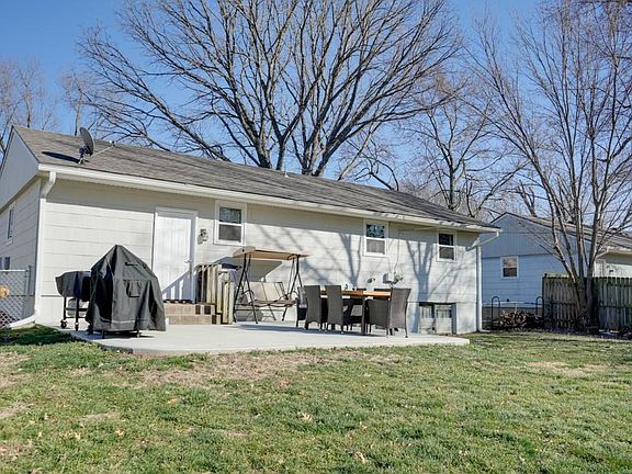 5th image of 536 N Powahatan Dr