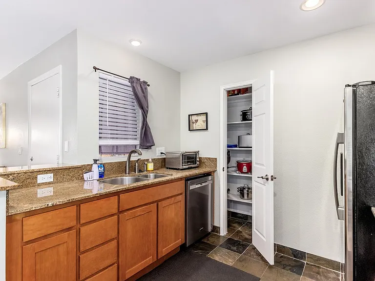 4704 E Paradise Village Pkwy N #219 — Photo 9