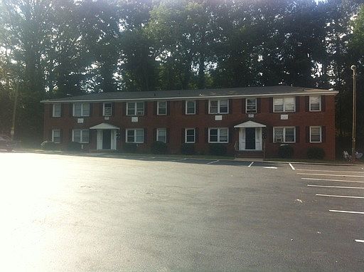 2nd image of 3111 Parkway Ave APT 1