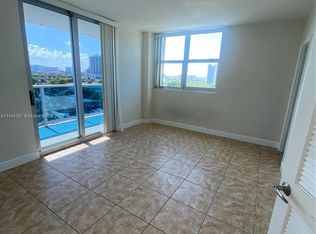 7501 E Treasure Dr APT 7, Miami Beach, FL 33141