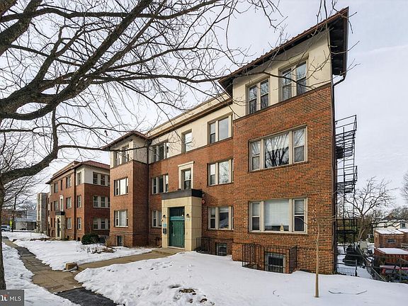 4th image of 1218 Perry St NE APT 201