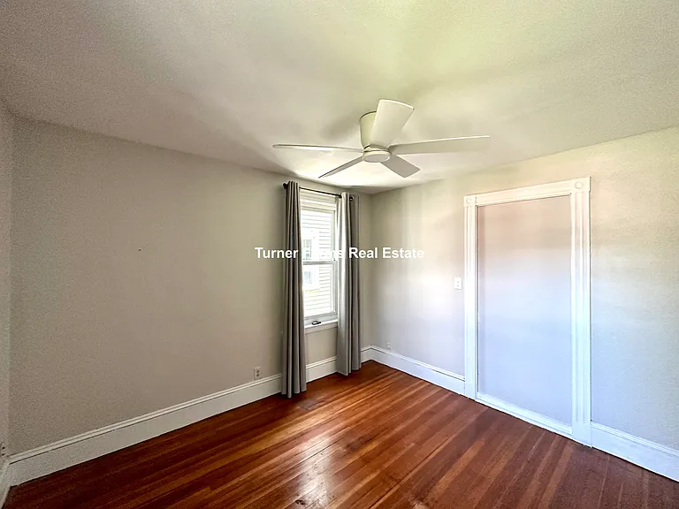 30 Roseclair St #2F — Photo 29
