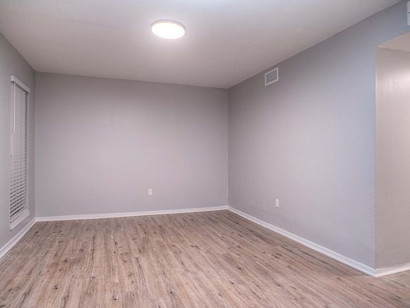 3rd image of 5574 Apple Blossom Dr