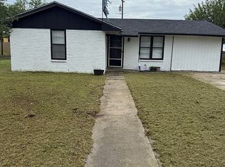 417 Redwood Dr, Mathis, TX 78368