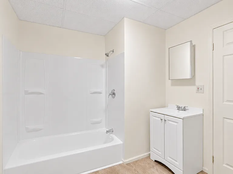 604 4th St #2 — Photo 7