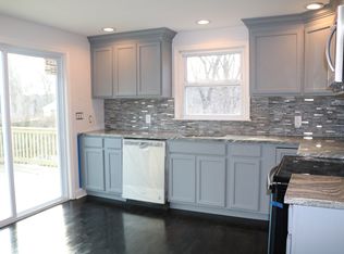 75 Hubbell Ave, Ansonia, CT 06401