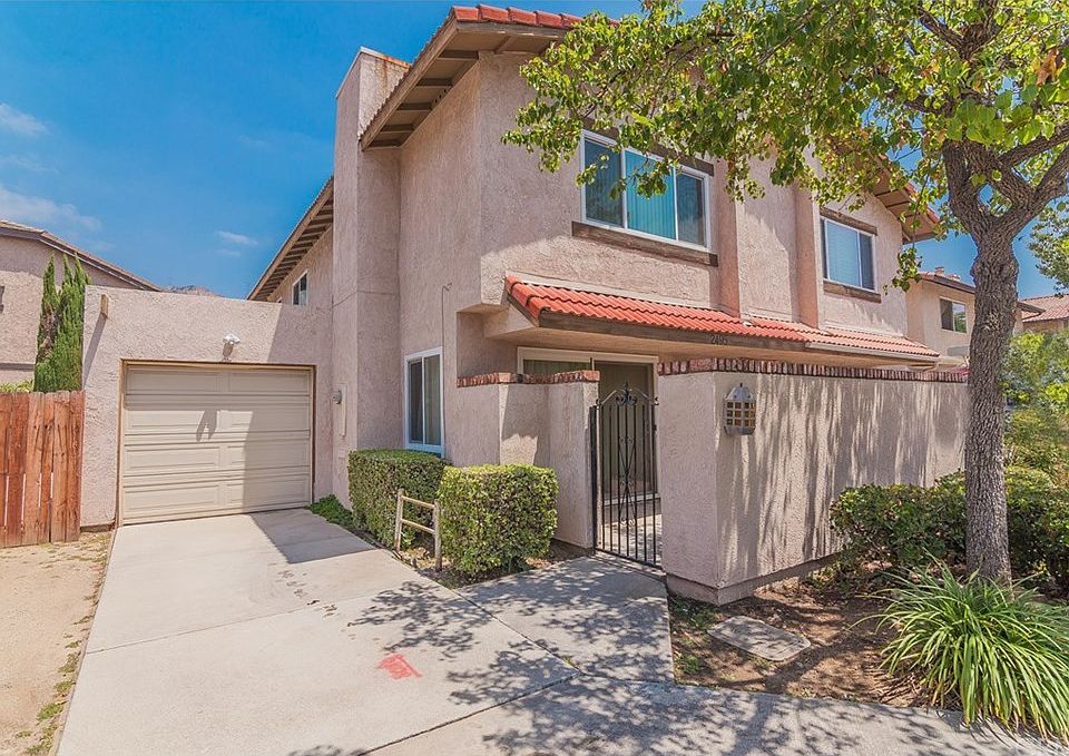 1st image of 2495 Calle Villada Cir