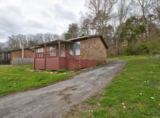 75 Holiday Hls, Clay City, KY 40312