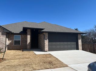 12901 Willow Villas Dr, Yukon, OK 73099