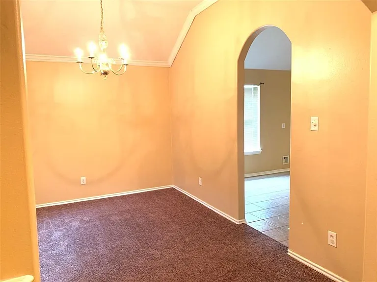 9119 Melody Park Ln — Photo 5