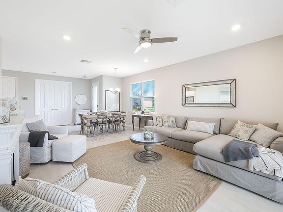 3rd image of 1114 Tranquil Brook Dr