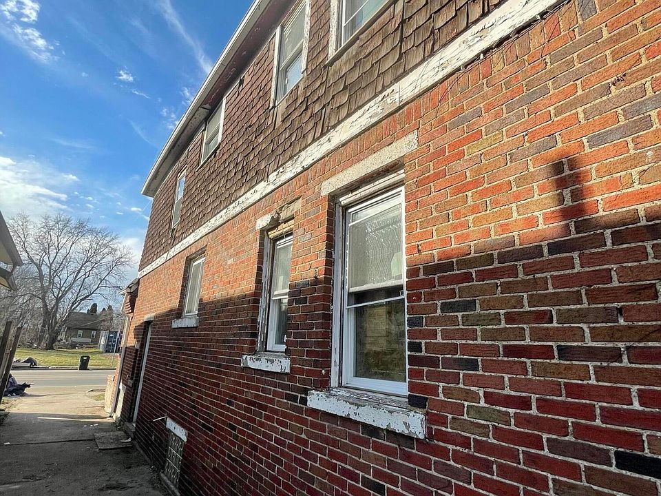 2nd image of 13570 Meyers Rd